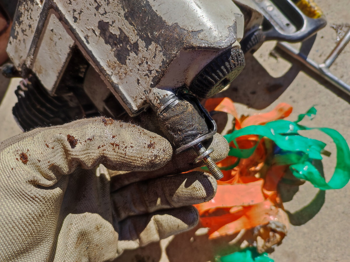 チェンソー STIHL 011AVジャンク品の出品です。