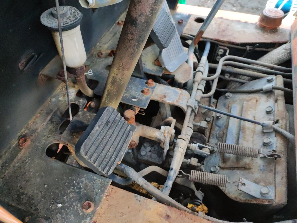 トヨタフォークリフト 2FGL9 リフトチェーンの錆び落とし - Shioika Blog