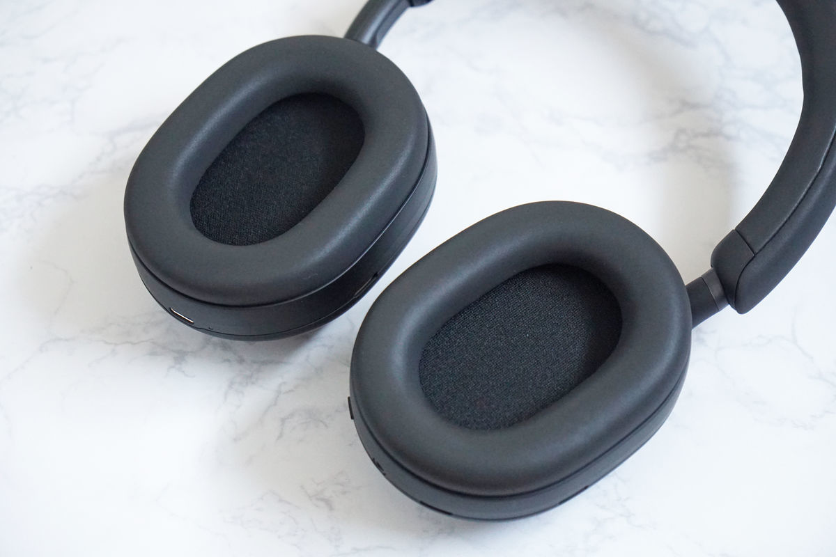 最強ノイズキャンセルヘッドホン【SONY WH-1000XM5】レビュー 最強ノイズキャンセルヘッドホン【SONY WH-1000XM5】レビュー