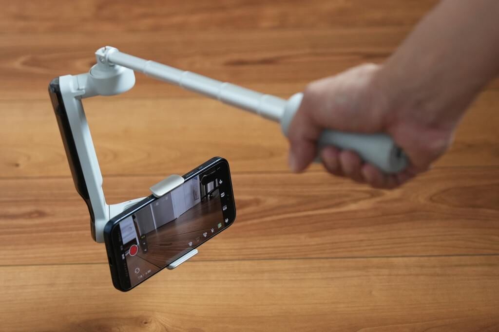 PR】スマホ用ジンバル [ Insta360 Flow ] レビュー。三脚＆自