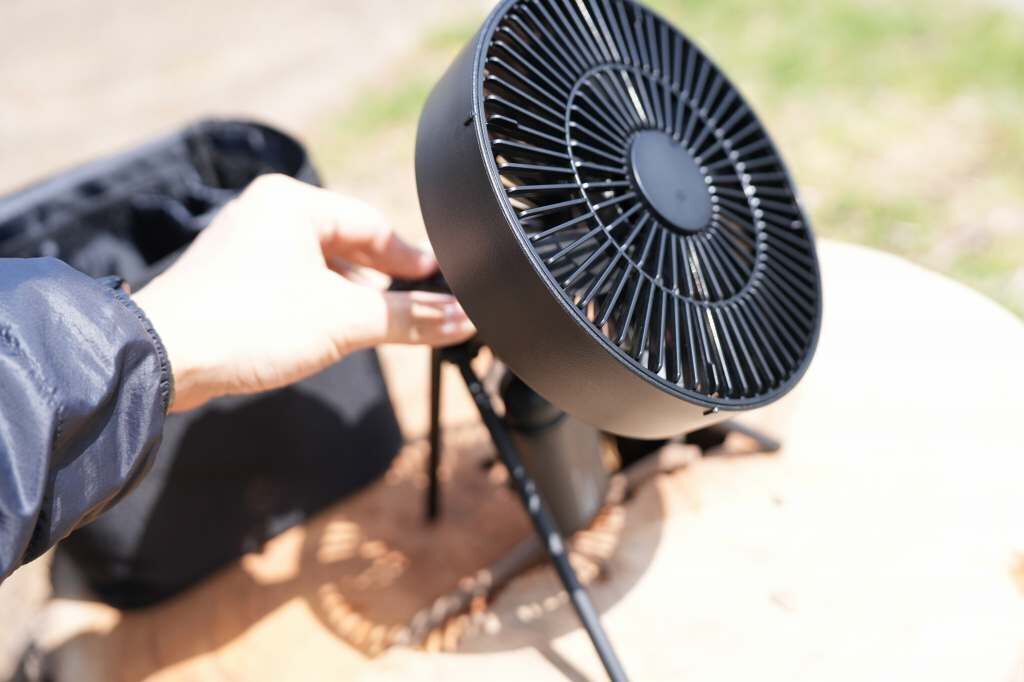 nestout fan-1 組み立て 屋外