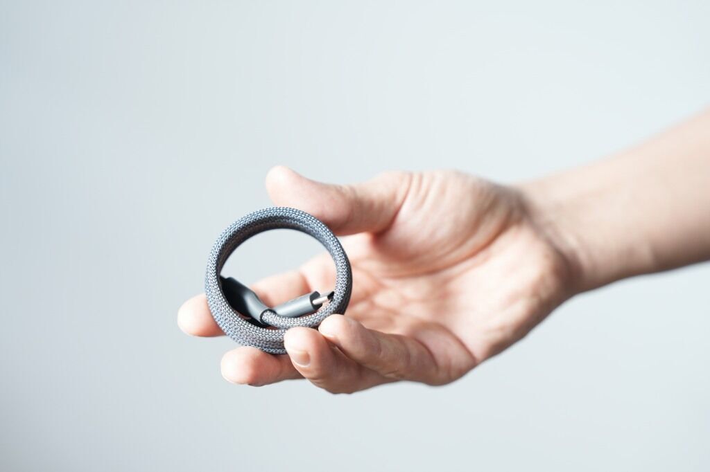 cio usb ケーブル 収納 スパイラル