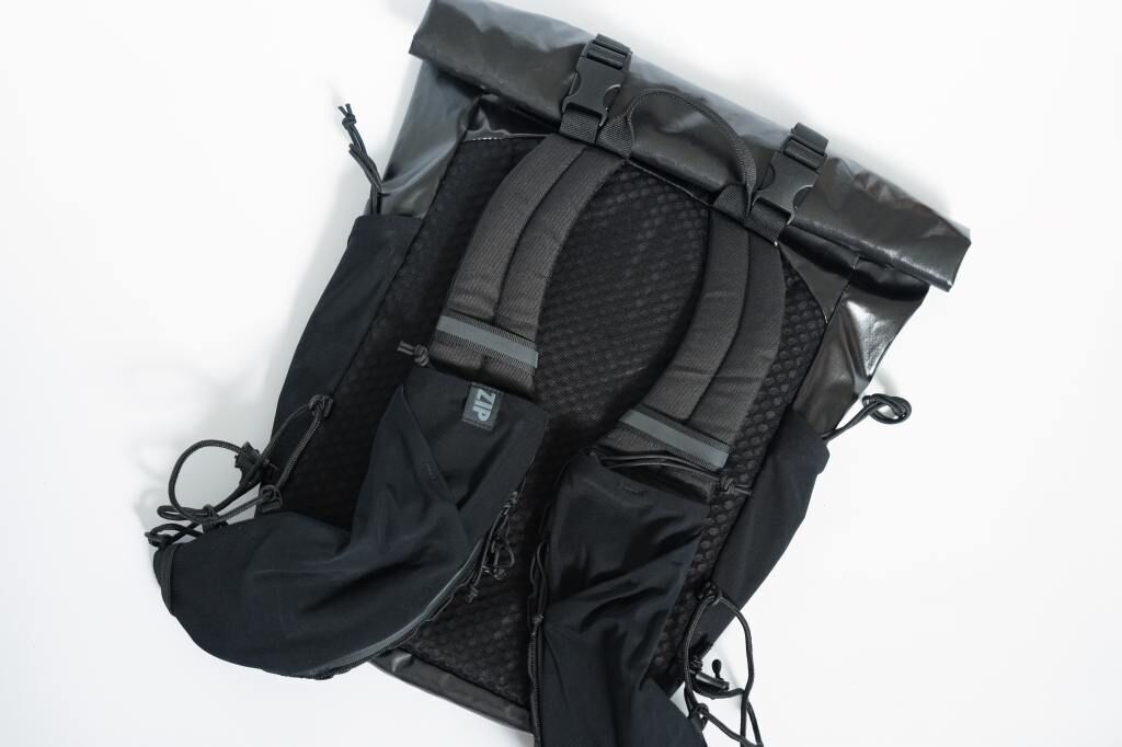 通勤ラン用バッグパック【ZIP RUNNING Commute Pack 2.1】レビュー