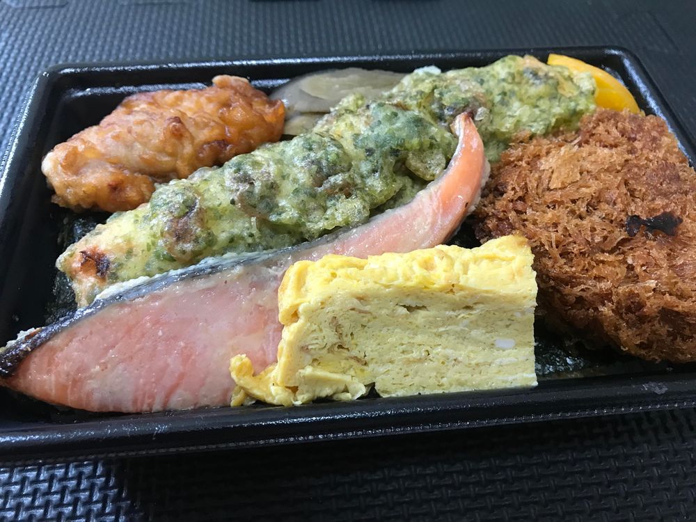 のり鮭からあげ弁当
