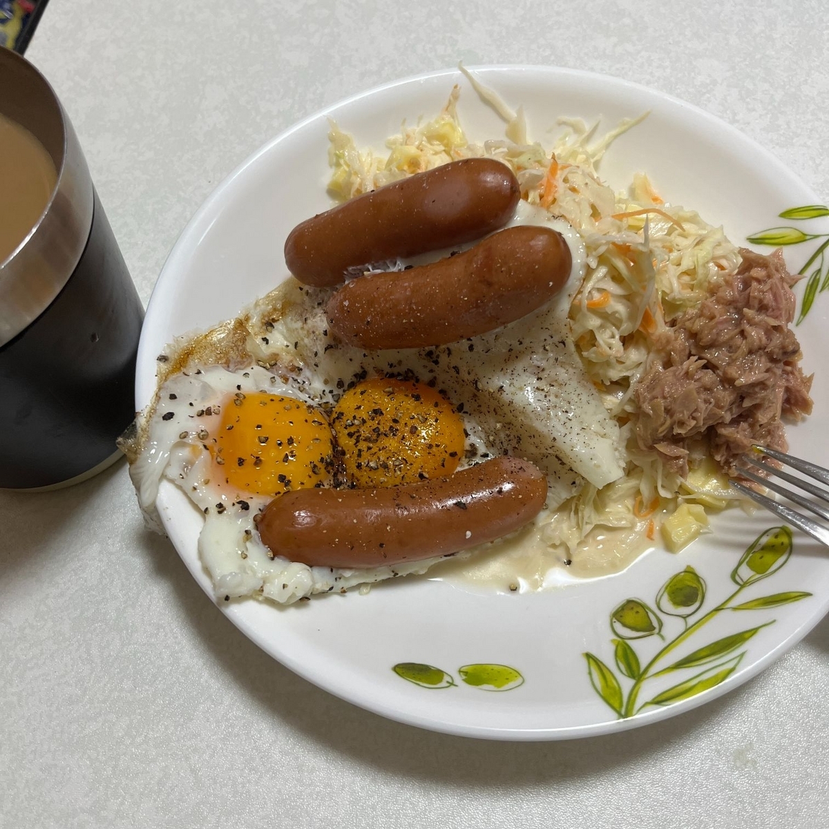 ドンキの食材で朝食