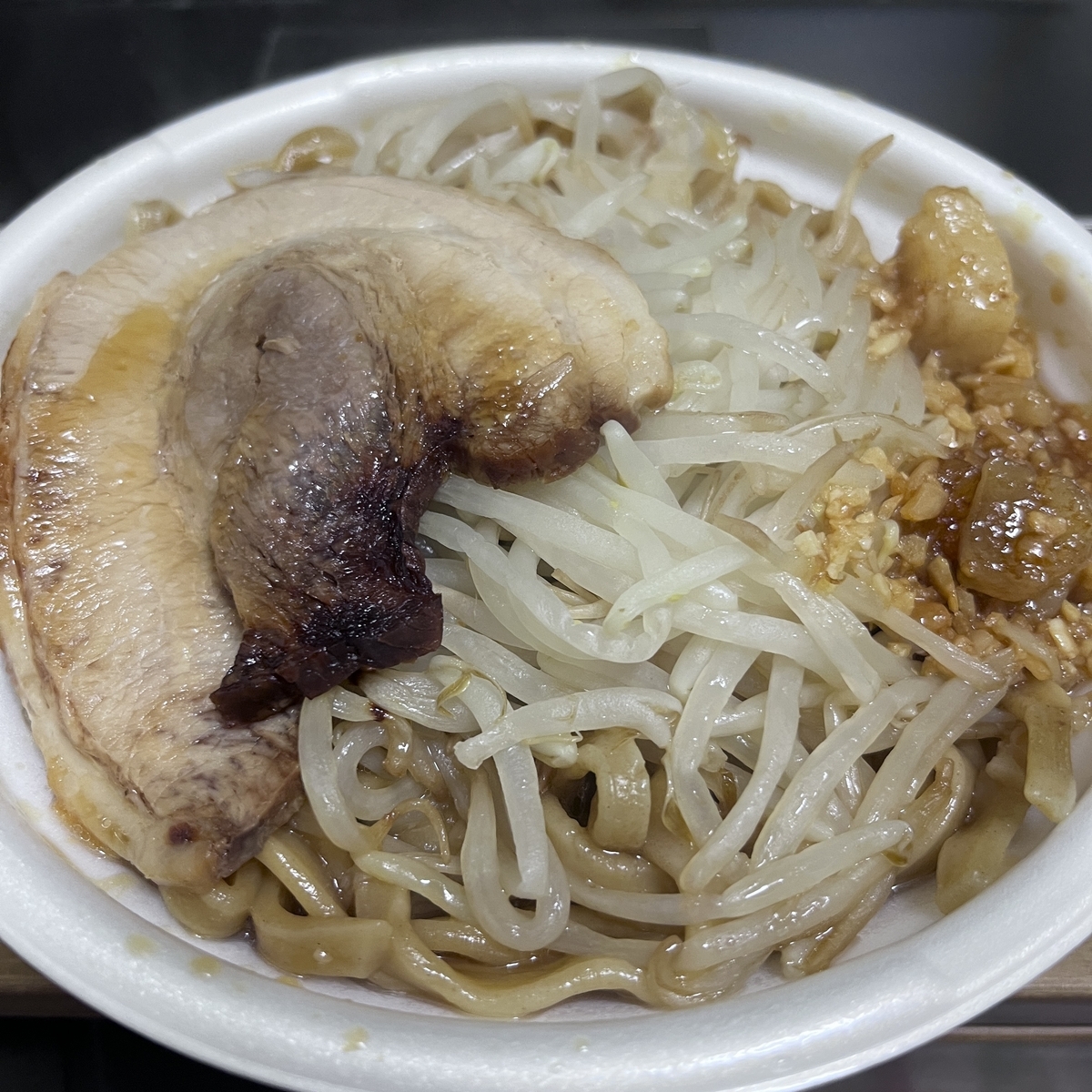 セブンイレブン　二郎系ラーメン