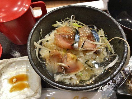 とろ鯖漬け丼出汁