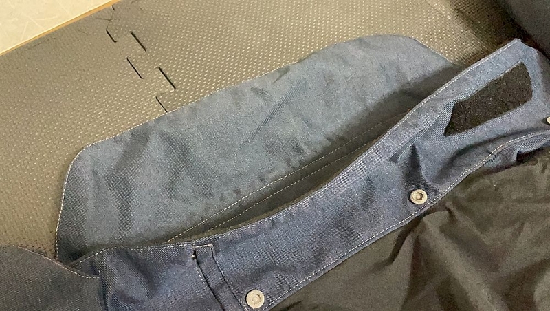 首後ろ防風ガード収納