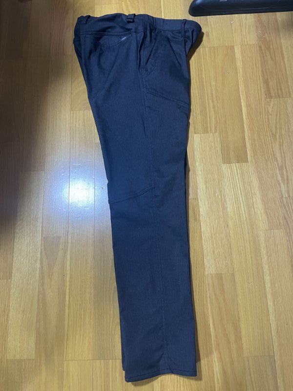 スラックスタイプ
