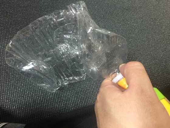 ペットボトル吸引