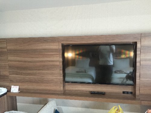 キレイなホテル　テレビ