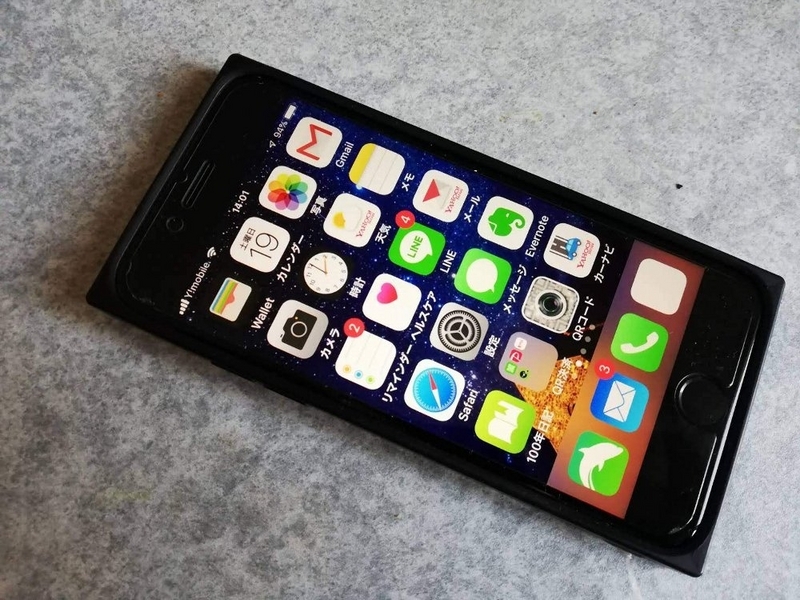 スマホケース TILE正面