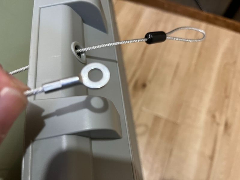 ワイヤー穴通し