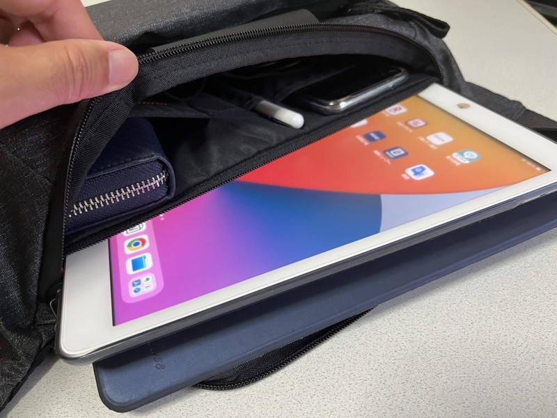 iPadが入るバッグ