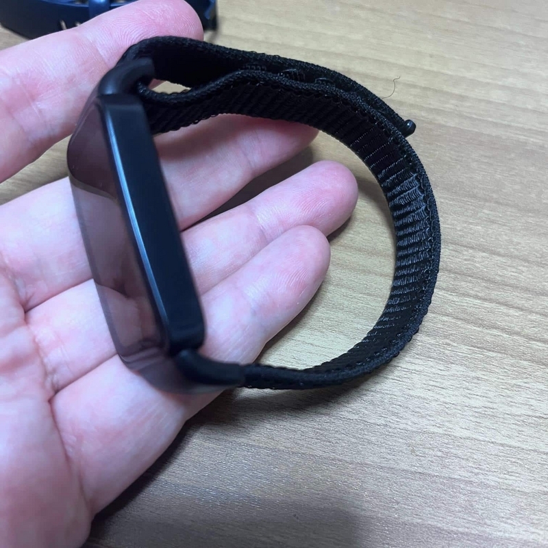 Huawei Band 8ベルト交換