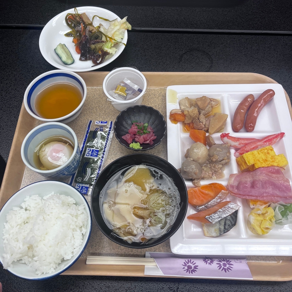 朝食ビュッフェ
