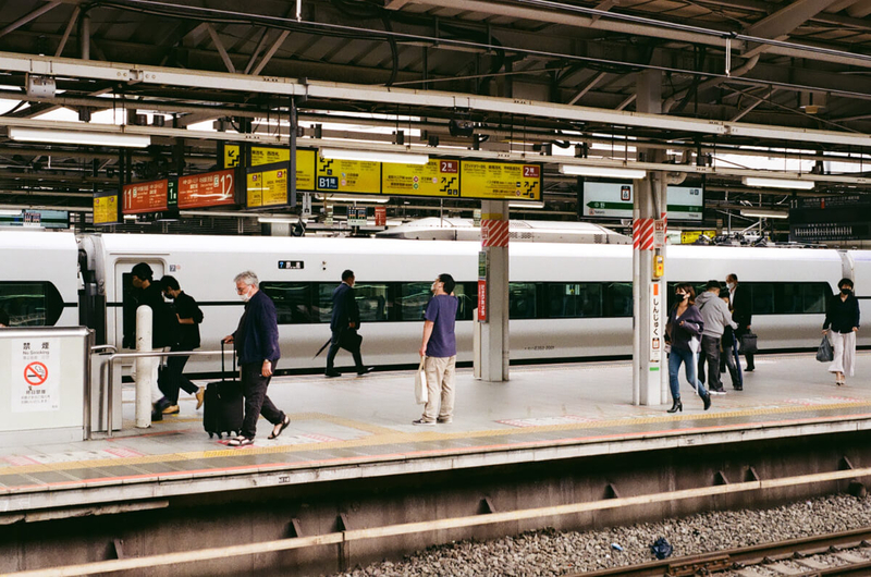 Nikon EM,Ai Nikkor 50mm F1.8,Kodak GOLD200,フィルムカメラ,新宿駅,JR山手線
