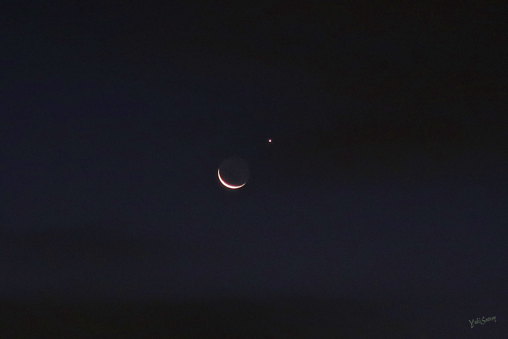 明けの明星と月(2020-12-13 05:53)