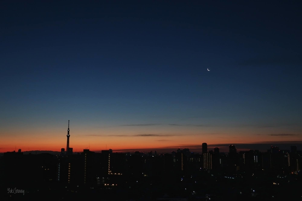 有明月(27.21)と明けの明星(2021-01-11 06:18)