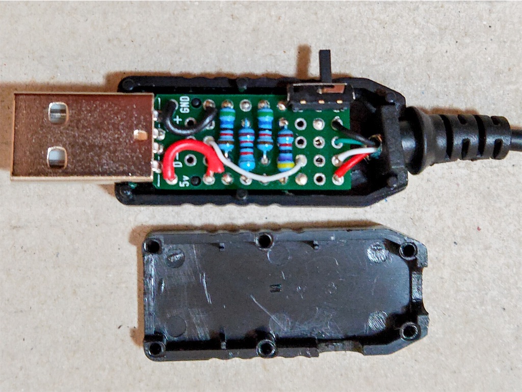 JVC SU-AX01 用の充電ケーブルを作る - オーディオ 試行記録