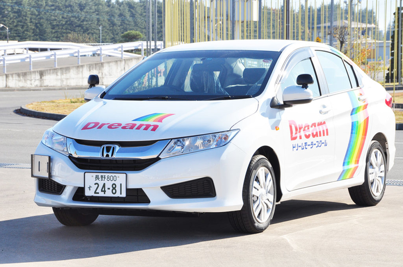 全国初 ミニバンの日産 Nv0バネットを教習車として投入 In 波之上自動車学校 沖縄県那覇市 Specgt Racing 全国初 ミニバンの日産 Nv0バネットを教習車として投入 In 波之上自動車学校 沖縄県那覇市 Specgt Racing
