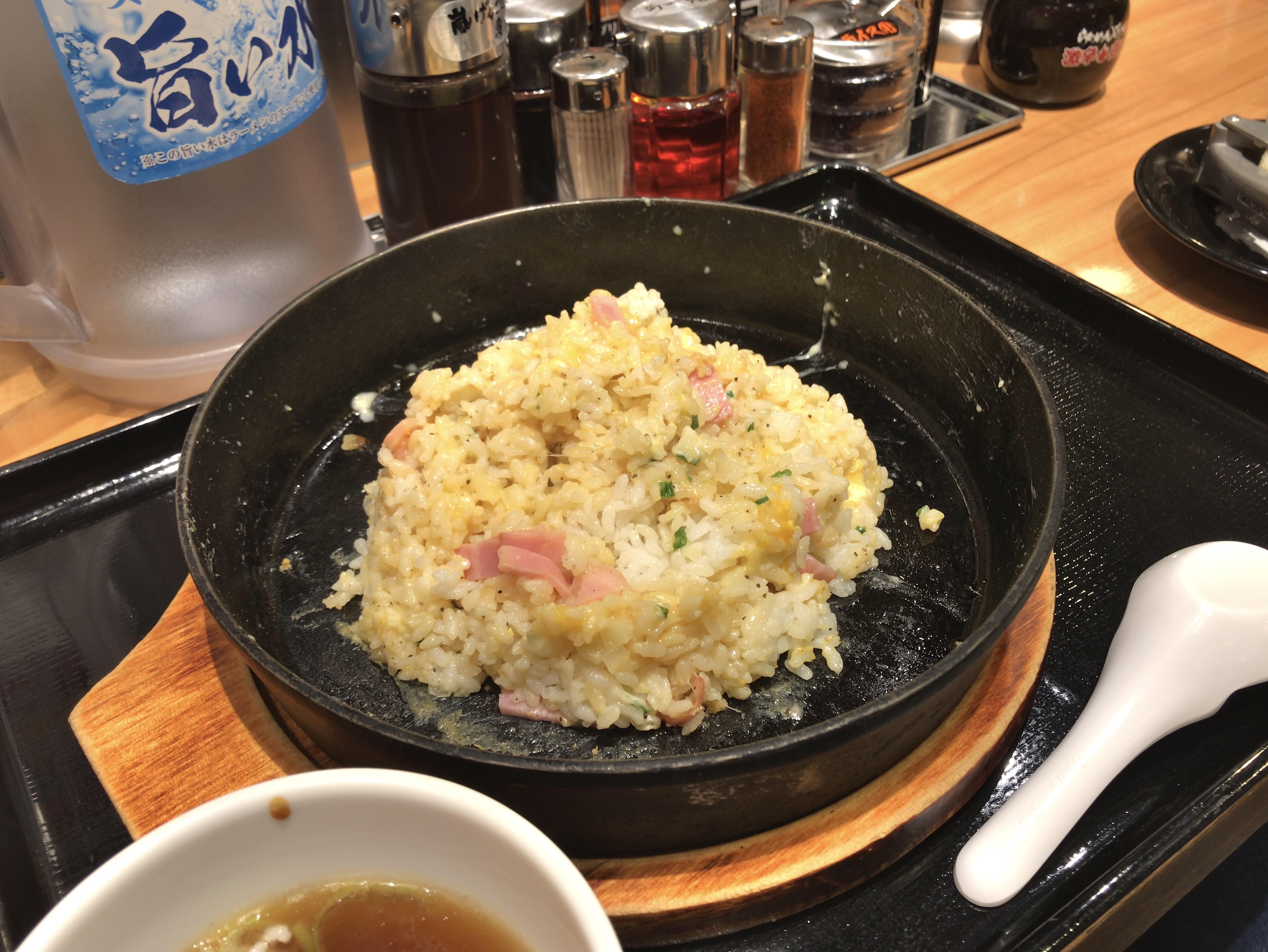 らあめん花月嵐 鉄板イタめしチーズリゾット味 630円 トッピングチーズ