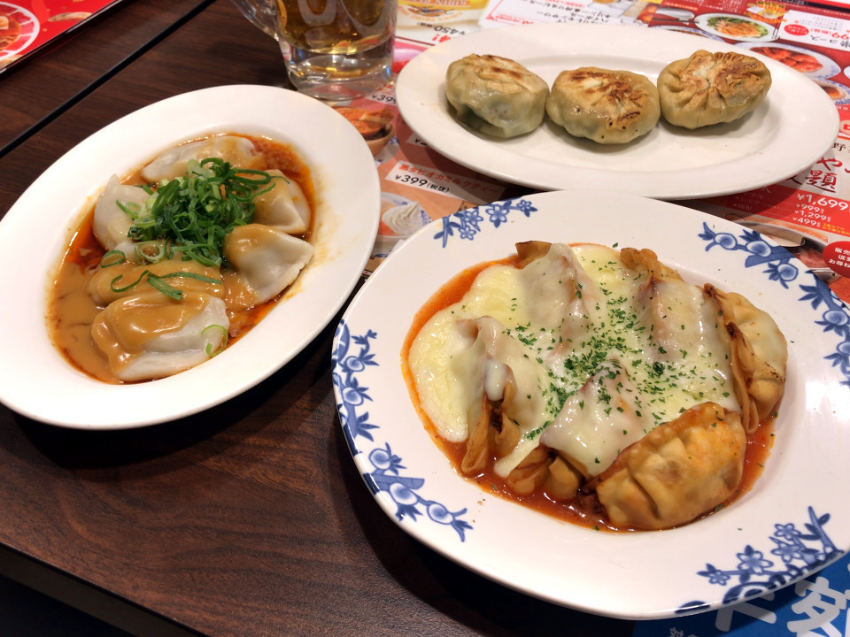 バーミヤン 餃子博覧会 水餃子四川胡麻ソース ニラと鶏肉の焼まんじゅ
