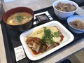 [松屋]松屋 とろけるチーズの旨辛ごろごろチキン単品 ミニ牛めし豚汁セット