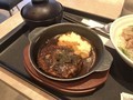 [松屋]松屋 黒毛和牛100%ハンバーグ 税込み790円 739kcal