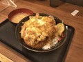 [すた丼屋]すた丼屋 伝説のすたみなロースカツ丼 税込み980円