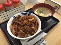 [松屋]松屋 焼キムチ牛めし 大盛 税込み630円 1034kcal 豚汁変更 100円 243kcal