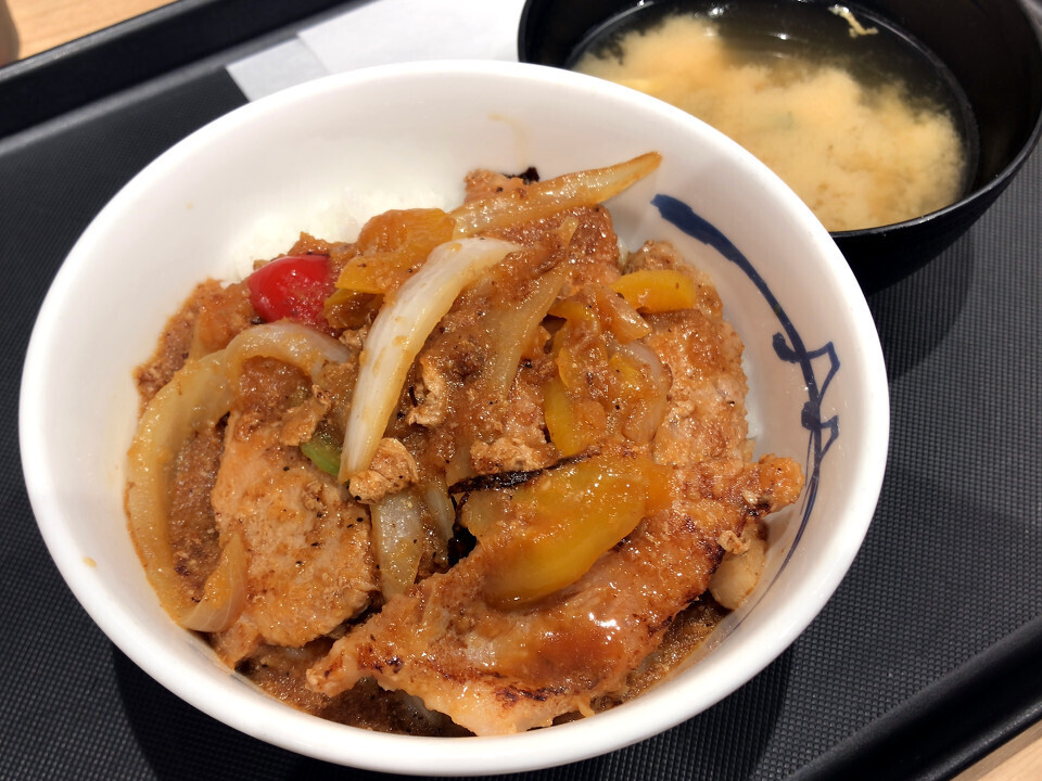 松屋 松屋風ロモサルタード 丼盛り