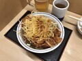 [かつや]かつや ネギねぎラー油のロースカツ丼（竹） 税込み924円 2023年8月18日