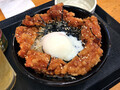 [からやま]からやま 甘辛温玉からあげ丼 税込み649円 2023年8月25日発売