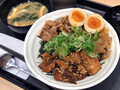 [松屋]魯肉コンボ牛めし 税込み800円 963kcal 2023年10月17日発売