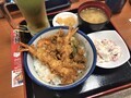 [てんや]たれづけ海老づくし天丼 税込み890円 692kcal 2023年11月16日発売