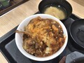 [松屋]たっぷりチーズビーフ100%ハンバーグ 丼盛り