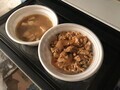 [松屋]親子丼 税込み590円 728kcal 豚汁 240円 243kcal KFC 激辛ソース 丼盛り