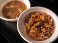 [松屋]親子丼 税込み590円 728kcal 豚汁 240円 243kcal KFC 激辛ソース 丼盛り