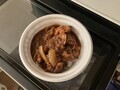[松屋]ごろごろ煮込みチキンカレー 税込み780円 889kcal KFC 激辛ソース 丼盛り