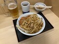 [かつや]ホルモン焼きうどんとチキンカツの合い盛り丼 キャベツ抜き