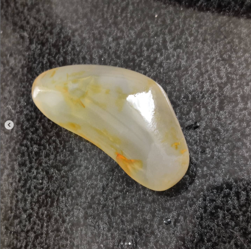 バナナ型メノウ研磨完了