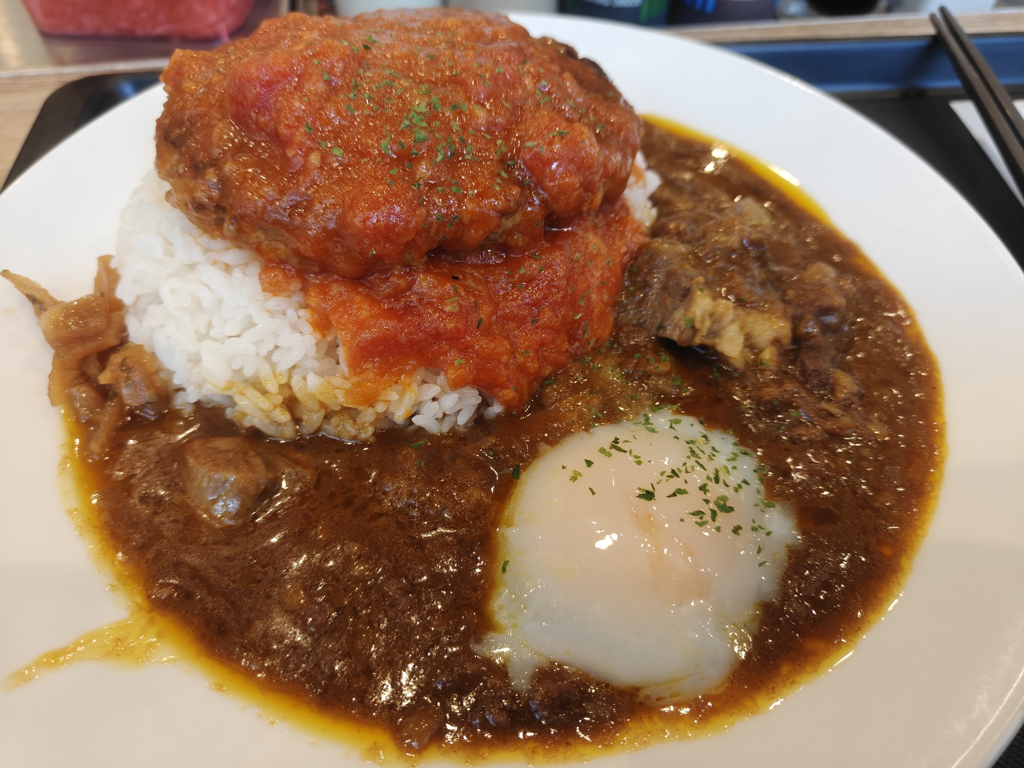 期間限定松屋うまトマハンバーグ創業ビーフ牛タンカレー（特盛）実食レビュー2026年3月T-Kuma撮影