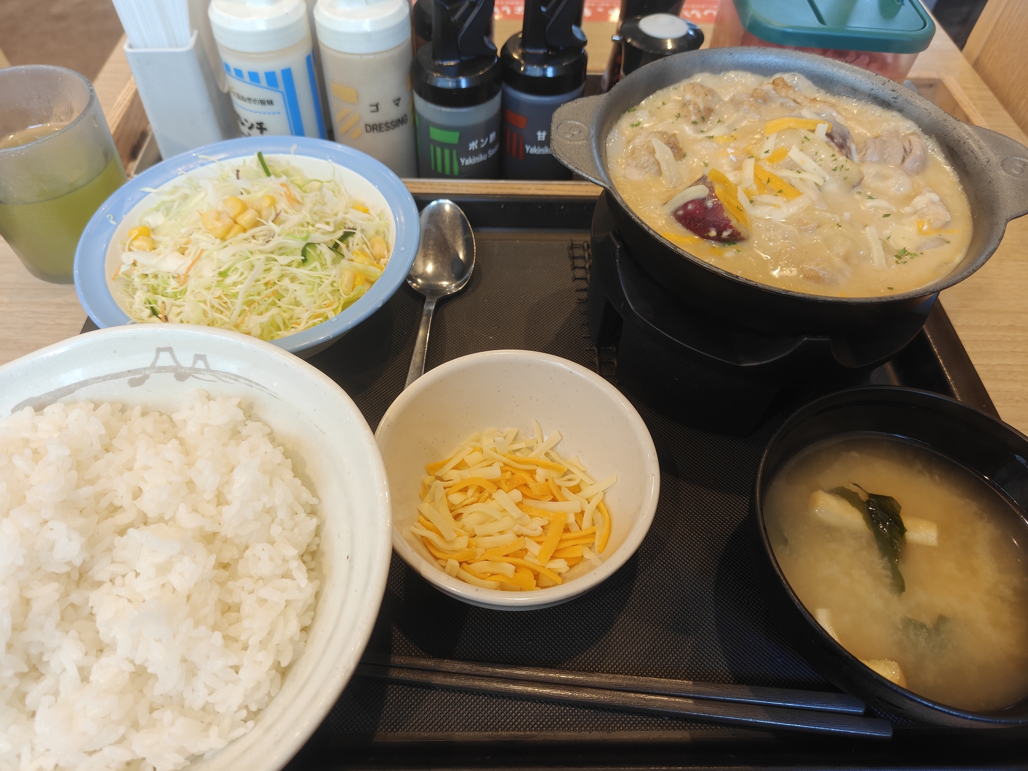 2026年6月 期間限定 松屋 シュクメルリ鍋定食 実食レビュー 定食全体