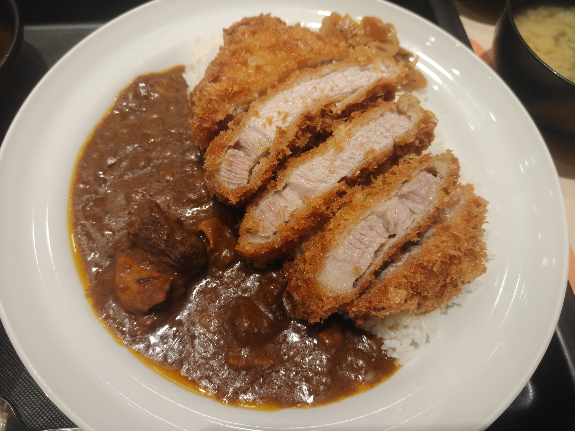 松のや 創業ビーフ超厚切りリブロースかつカレー まずい？美味しい？ 口コミ・実食レビュー・カロリー 拡大画像
