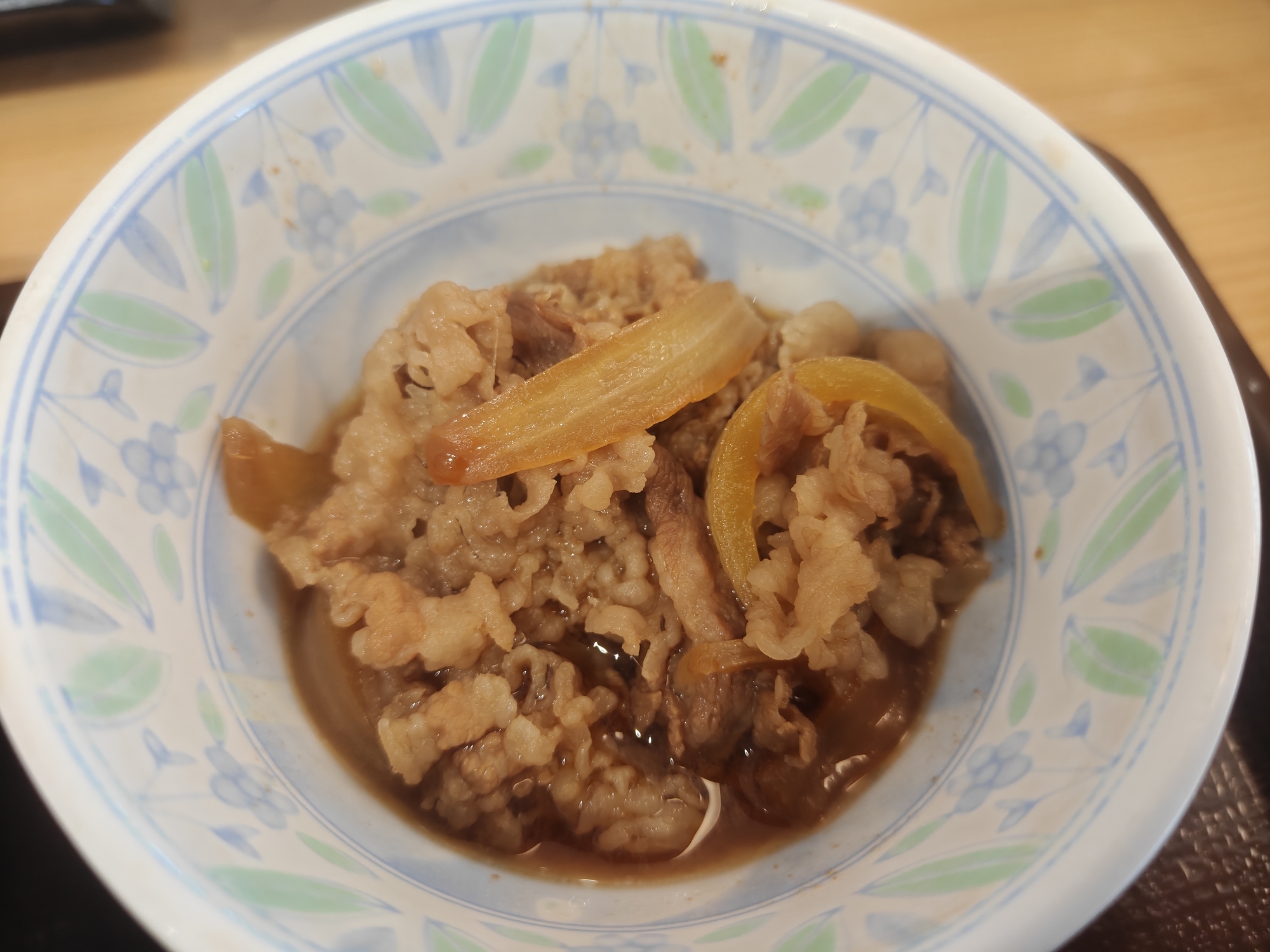 すき家 まぜのっけ朝食 まずい？美味しい？口コミ・実食レビュー・カロリーまとめ【2026年7月】 牛まぜのっけ朝食 牛小鉢