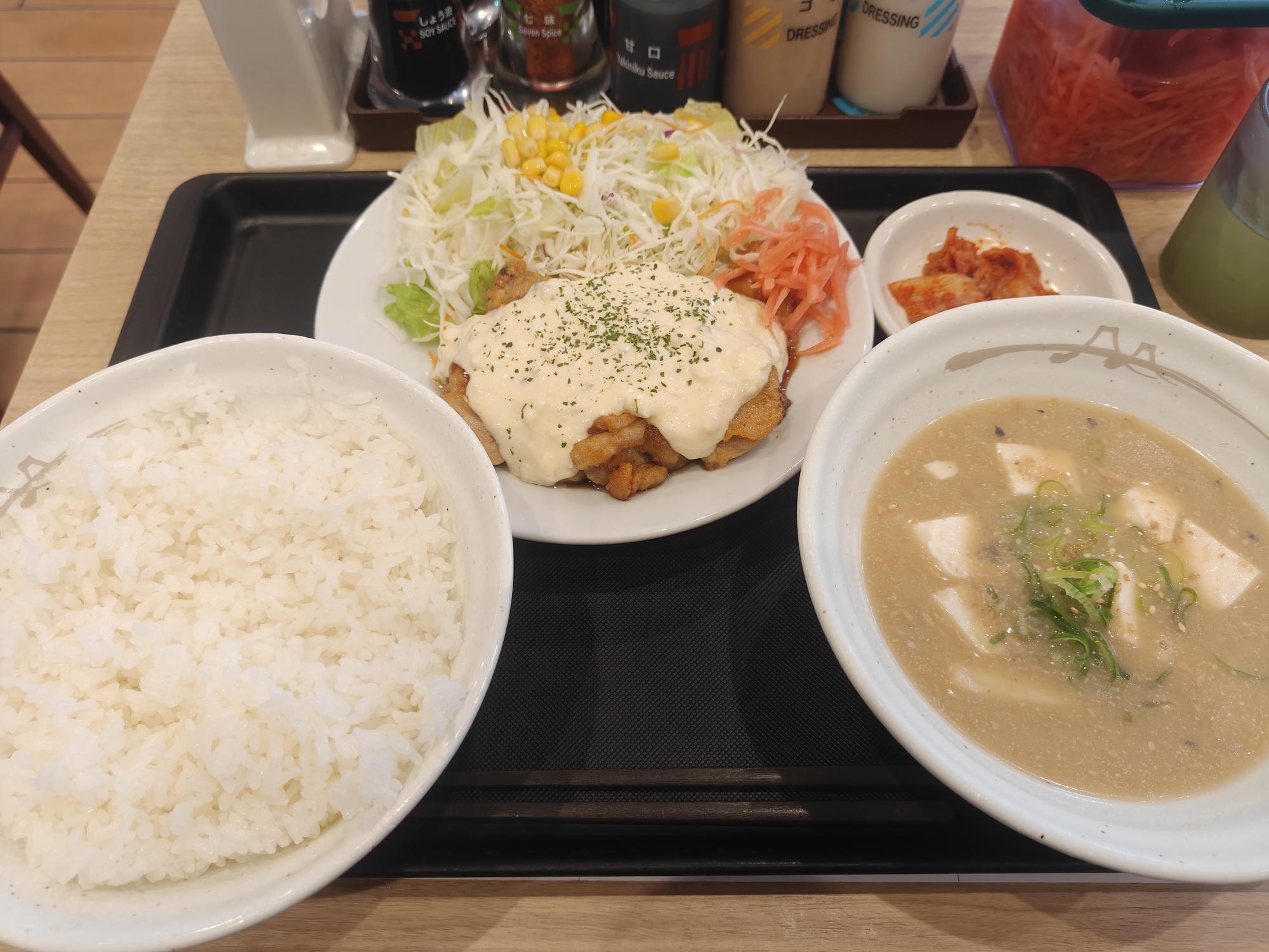 松屋 冷や汁チキン南蛮 まずい?美味しい?口コミ・実食レビュー・カロリーまとめ 定食全体画像