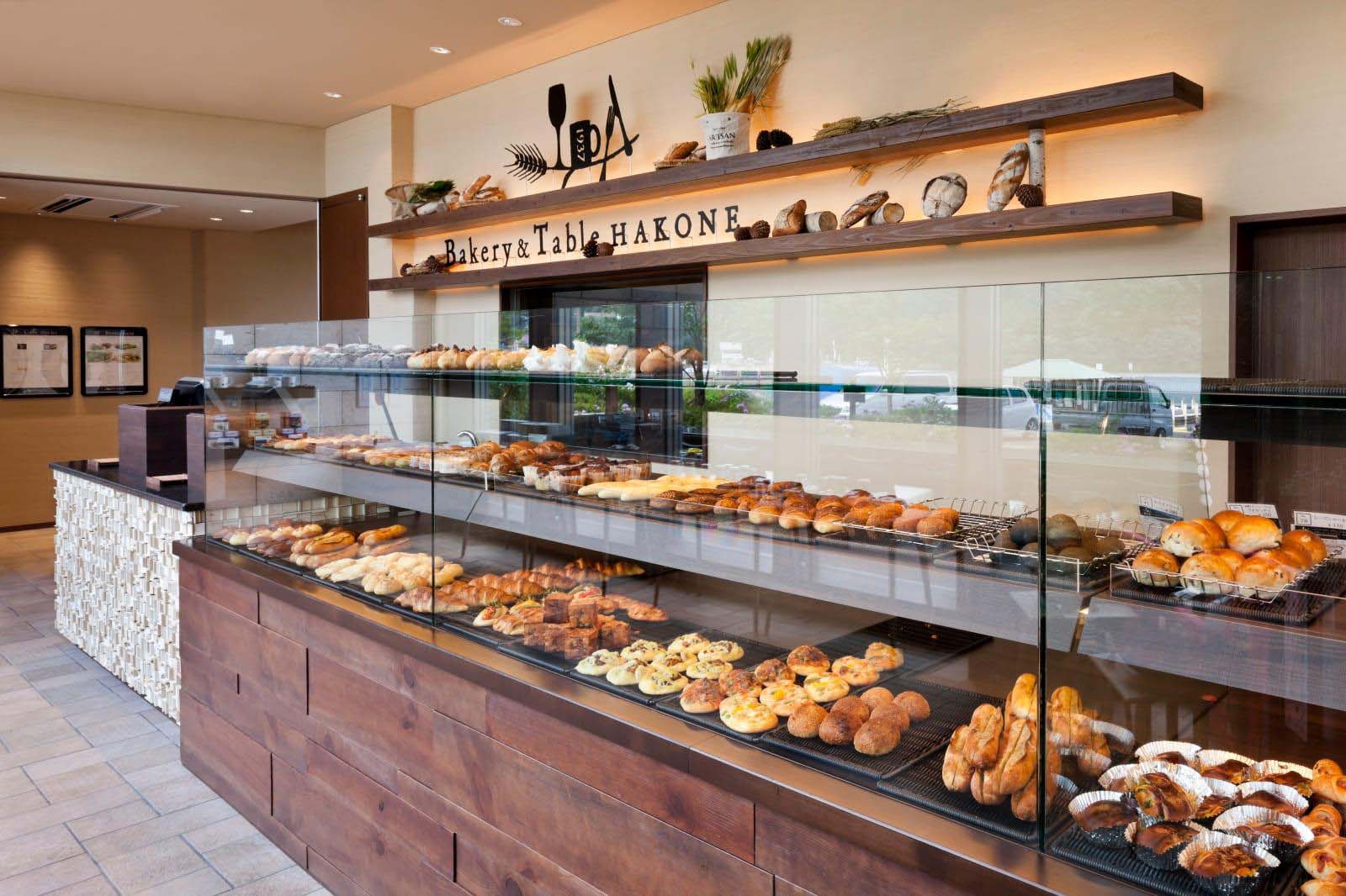 Bakery & Table 箱根の店内