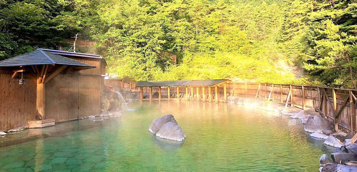 草津温泉 西の河原露天風呂の男湯