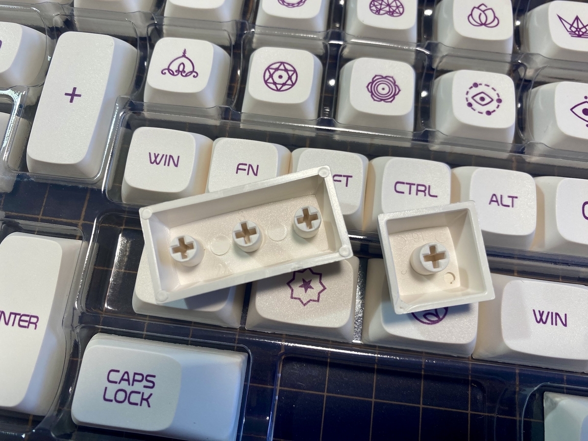 XDA DyeSub PBT 137 キーキャップセット（Violet on Cream